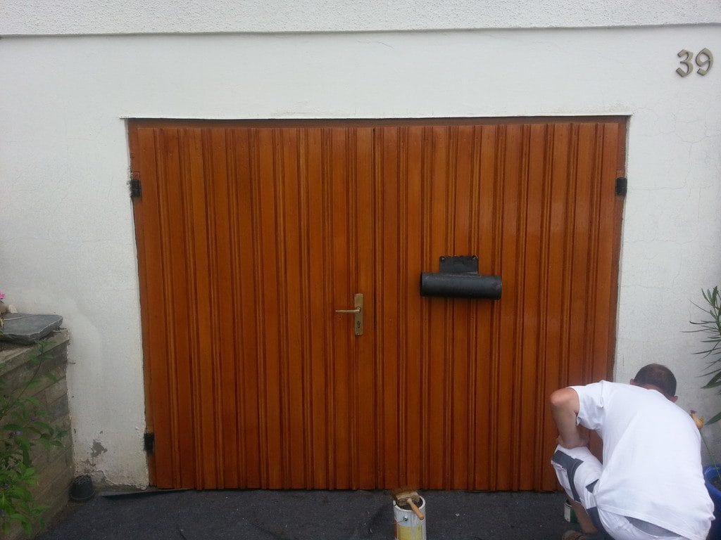 2437031642